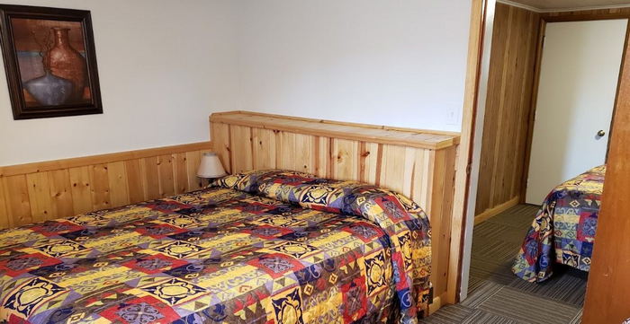 Evening Star Motel - Web Listing (newer photo)